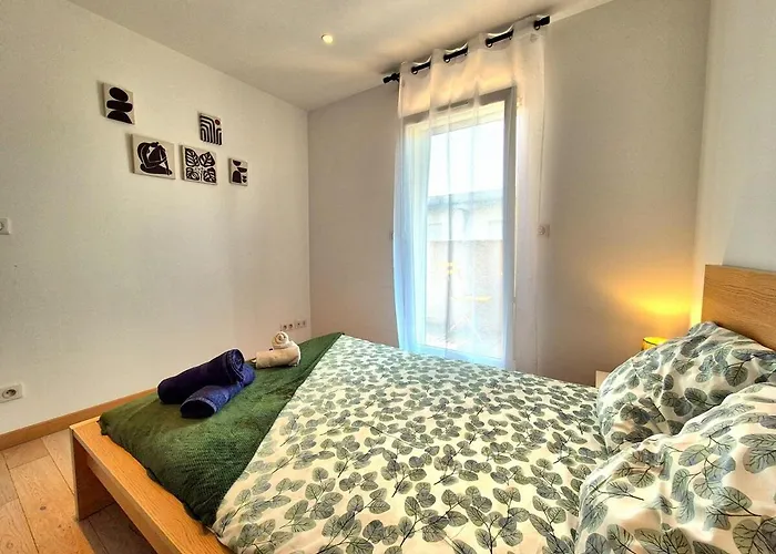 La Maison Des Iris - Clim - Patio - Parking