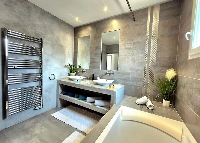 Willa La Maison Des Iris - Clim - Patio - Parking *